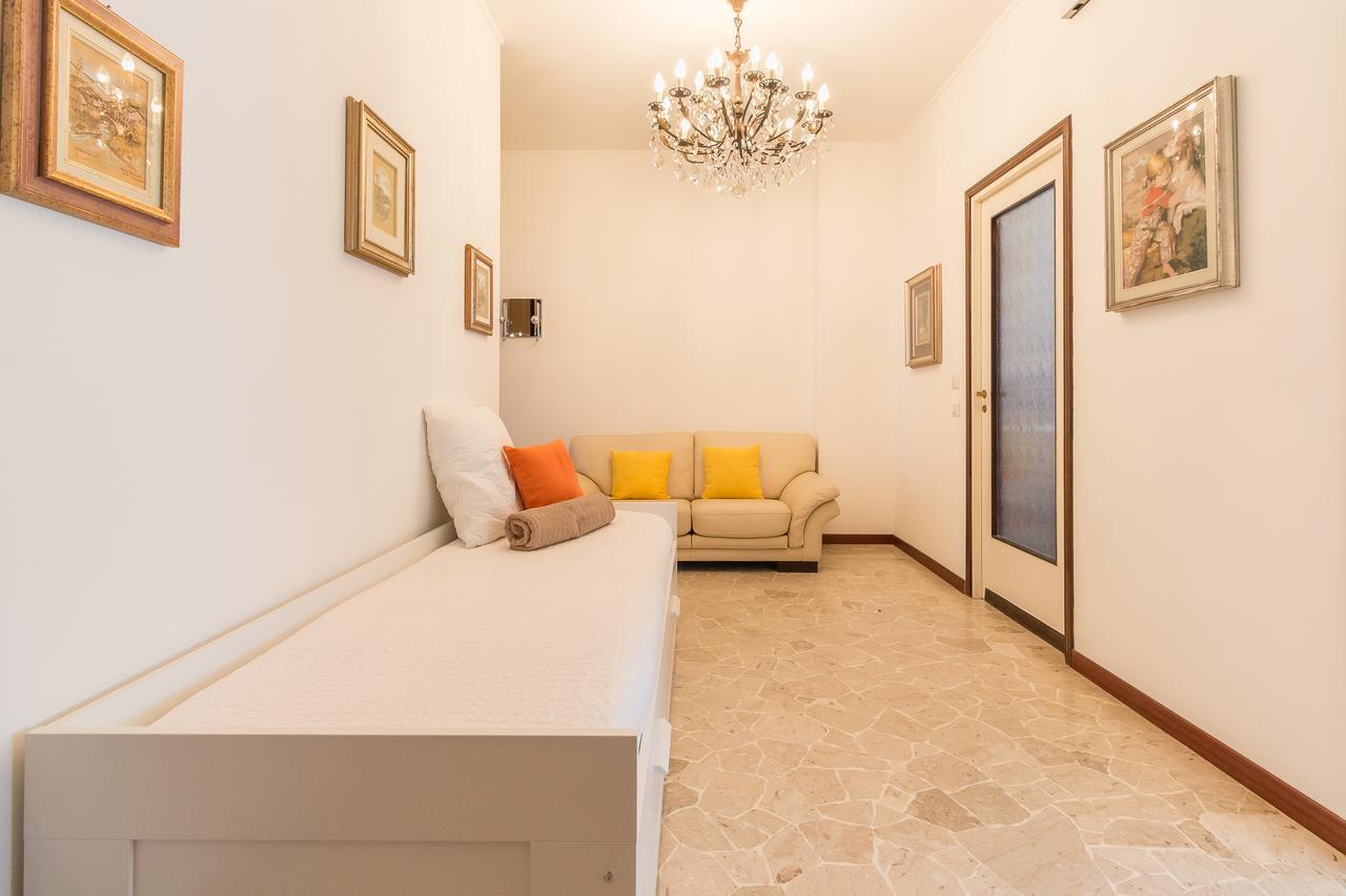 Alessia'S Flat- Sondrio M3 Lejlighed Milano Eksteriør billede